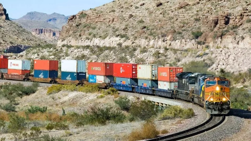 A Guide to Intermodal Trains Freight Course