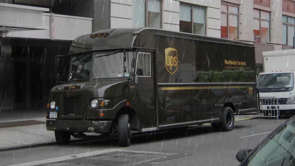 Does UPS Deliver on Rainy Days? Freight Course