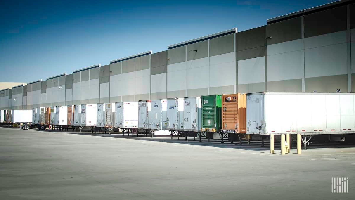 Penske Logistics offers its side of scuffle with Loves Furniture