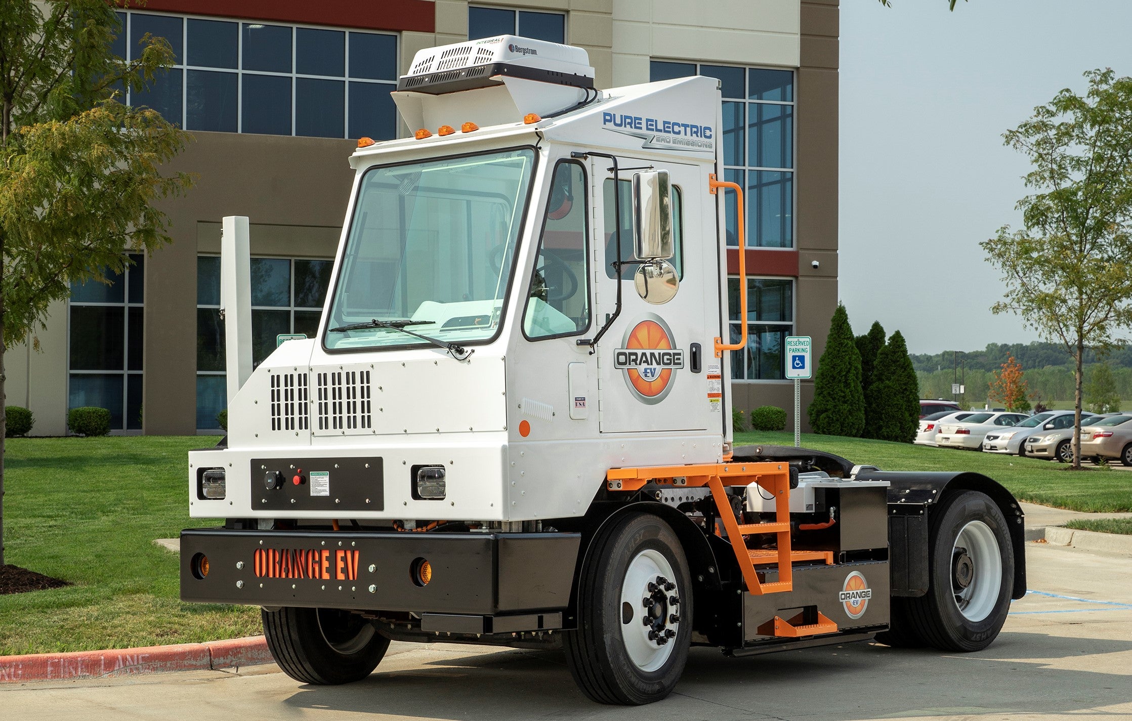 Lazer Spot buys over 25 electric yard spotters from Orange EV