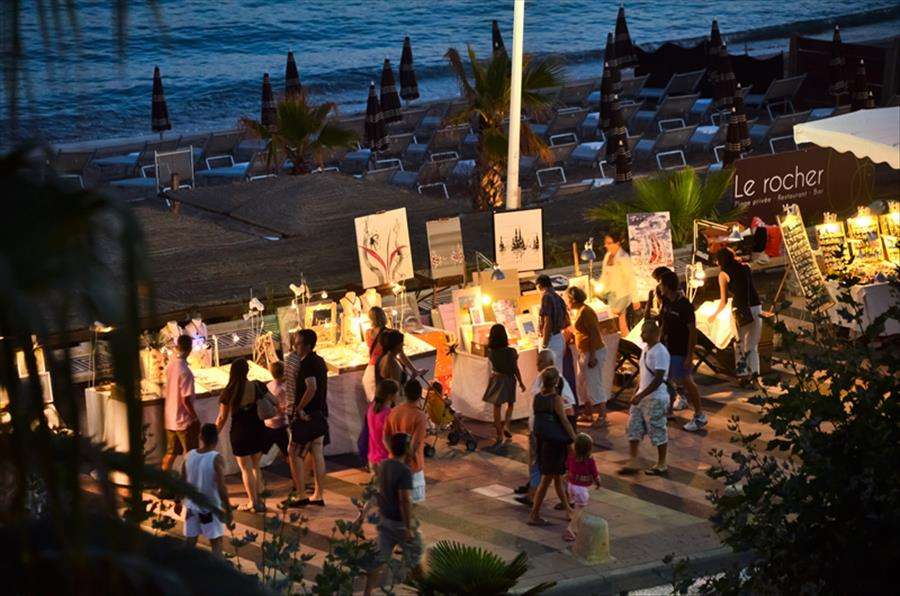 Marché Nocturne Saisonnier A Cap EstÉrel Du 01/01/2013