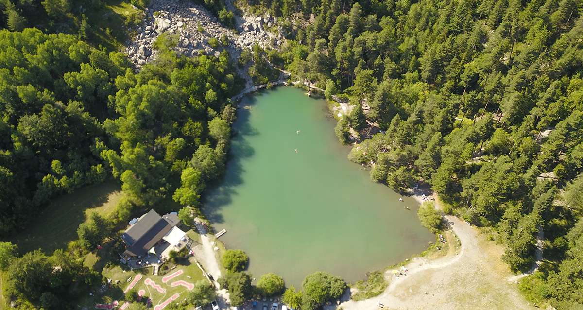 Les plus beaux lacs des Alpes du Sud Le Lac de SaintApollinaire