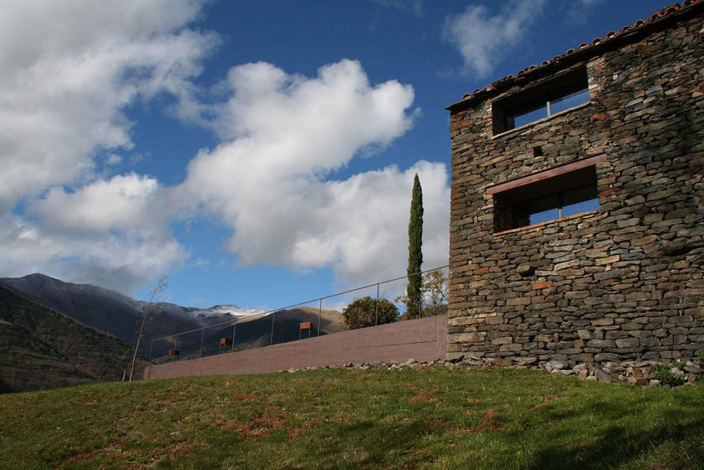 Mas La Riba, Girona, Spain by Ferran López Roca Arquitectura