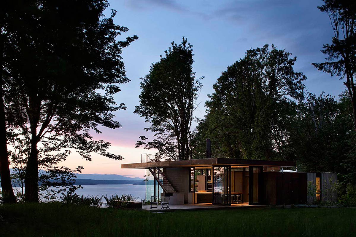 Vacation Home with Amazing Inlet Views in Washington