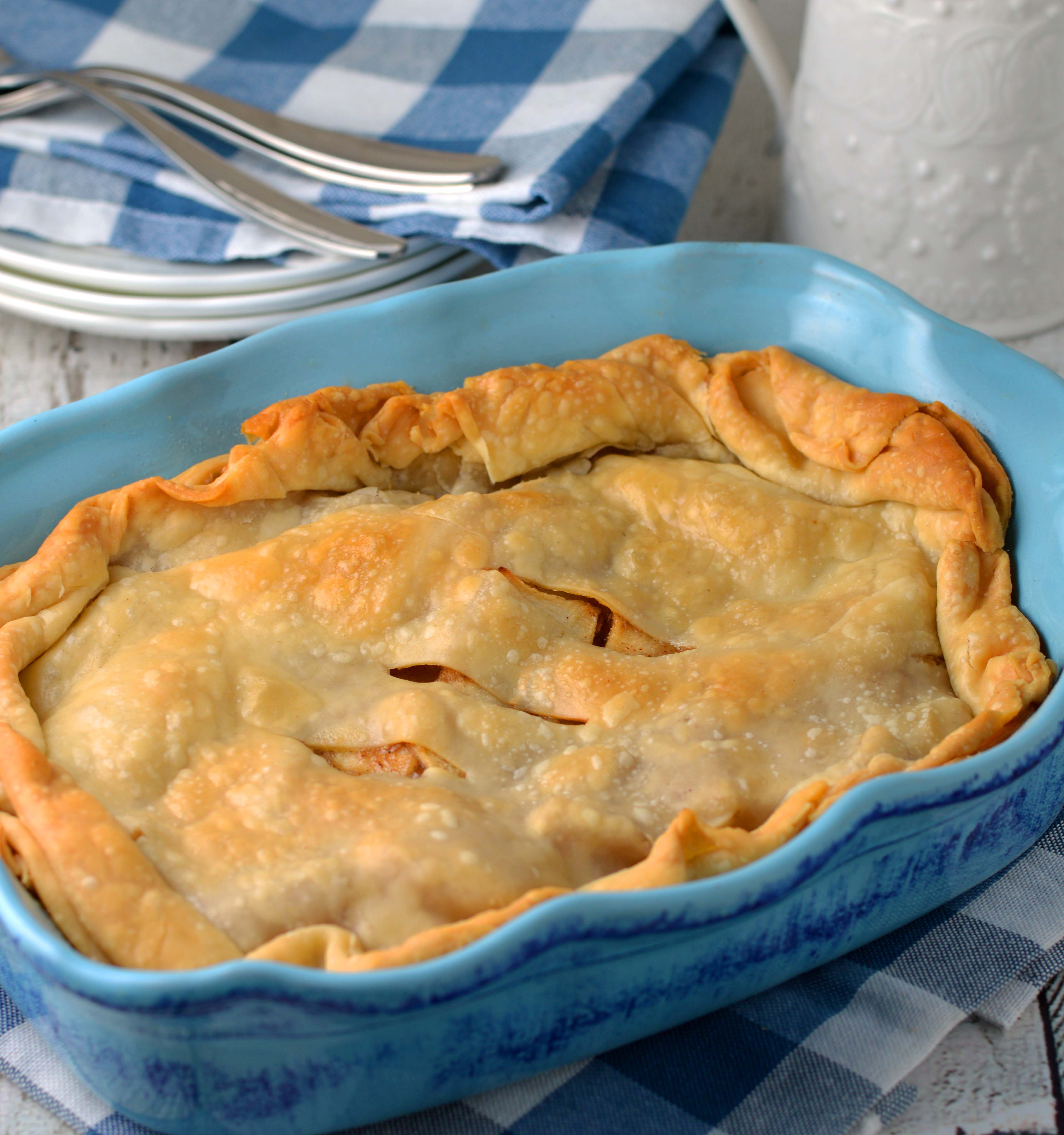 Apple pie for 4 Friday is Cake Night