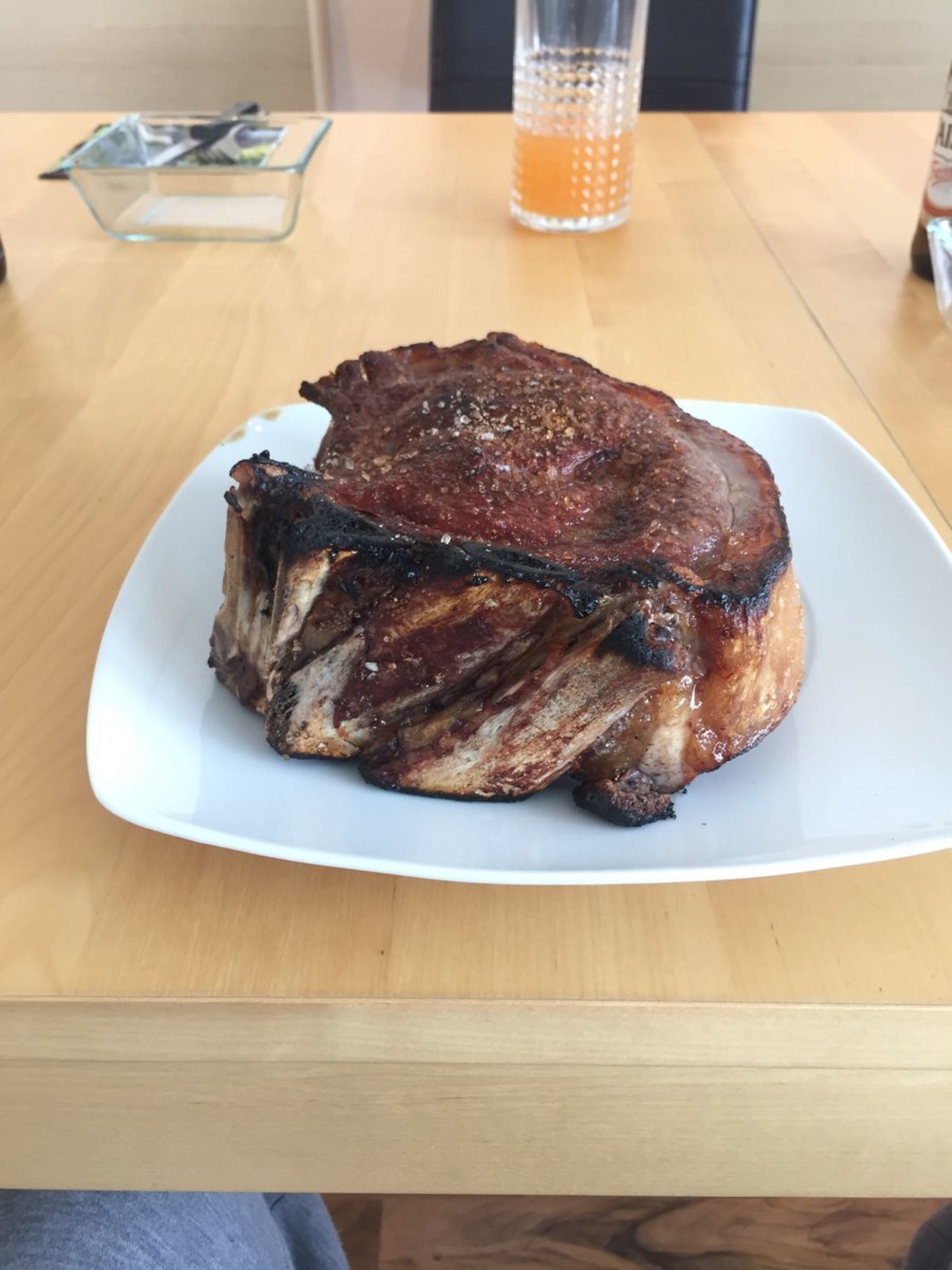 1400 Gramm Dry Aged BoneIn RibEye Steak (SousVide & Beefer