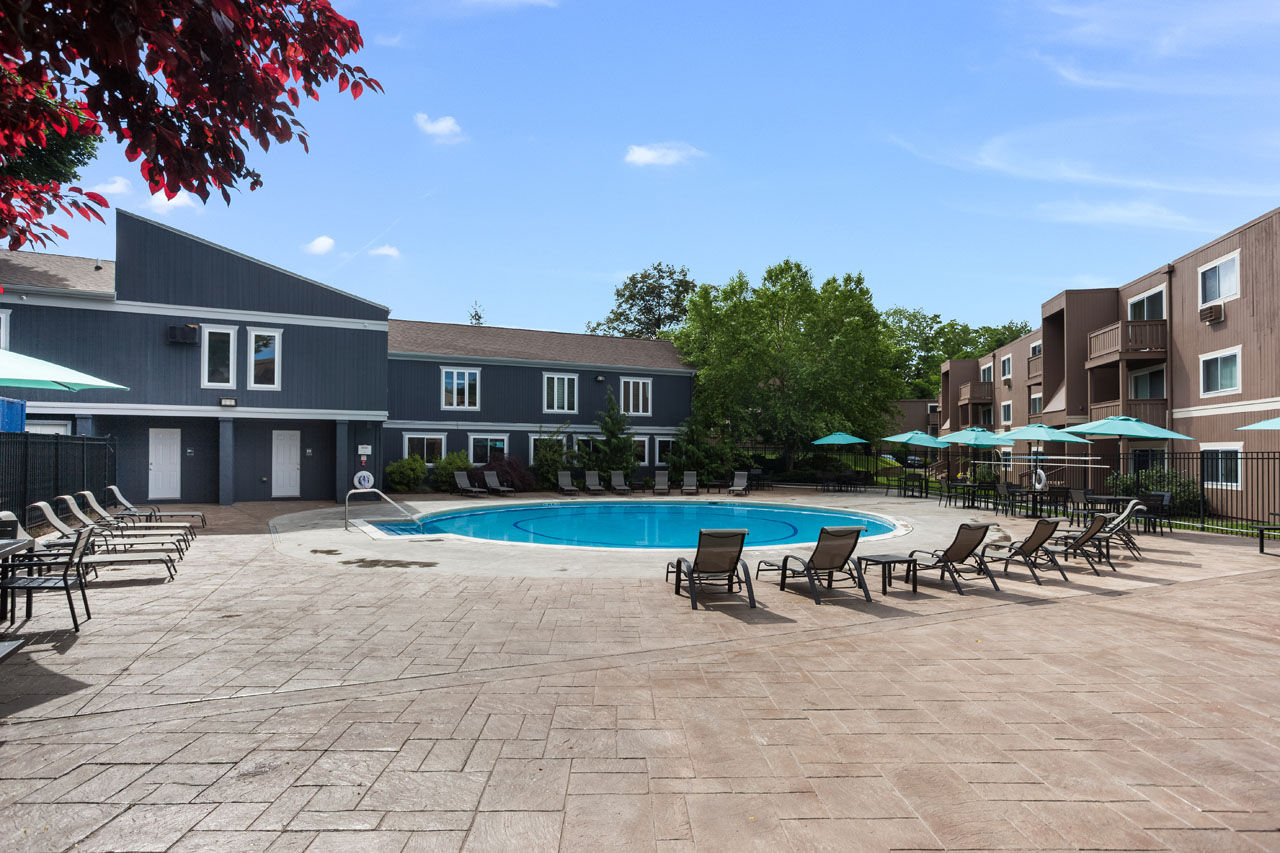 Friendly Community Apartments Apartment Homes in Cranston, RI