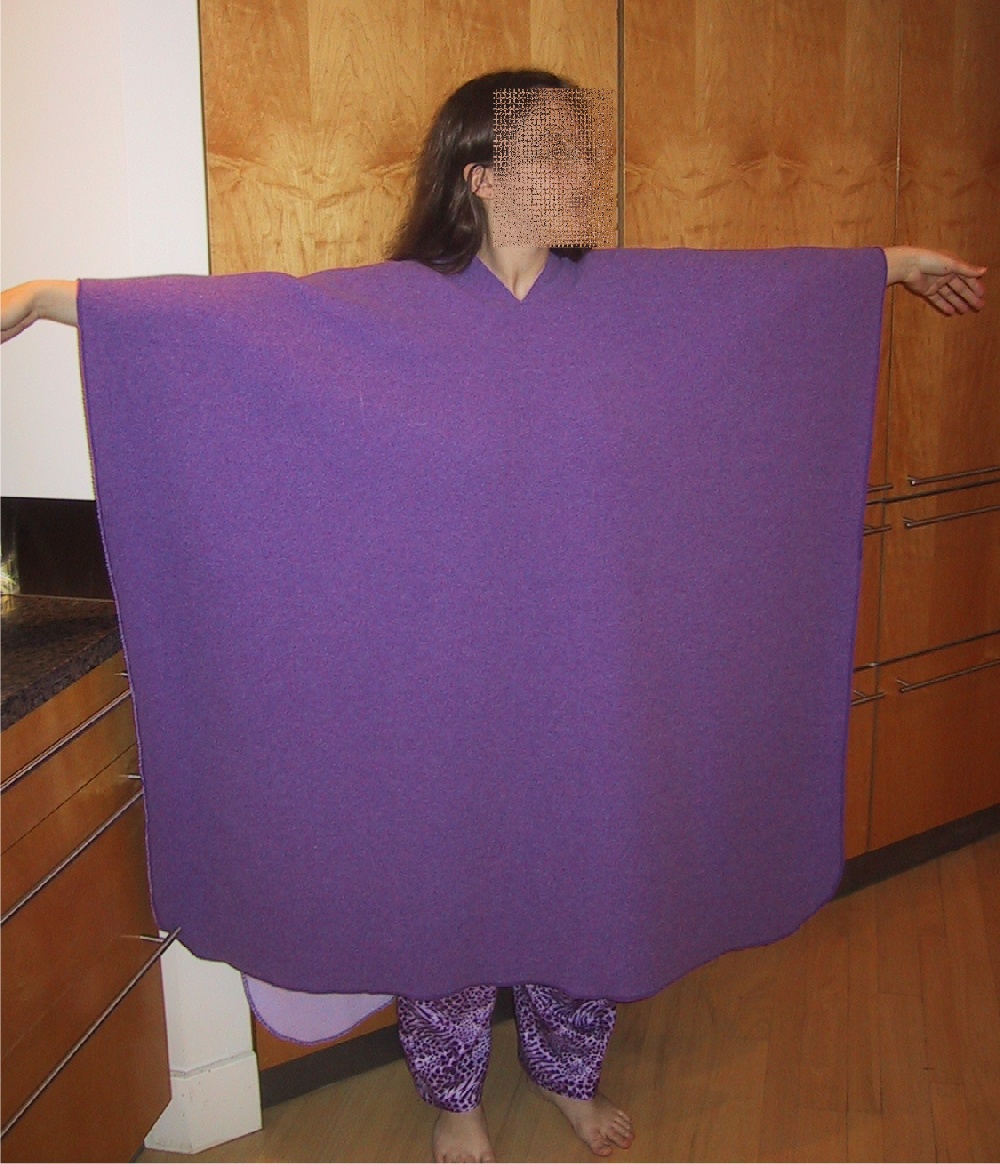 Self Drafted Pattern Bloncho (Blanket/Poncho) 50151000 pattern review