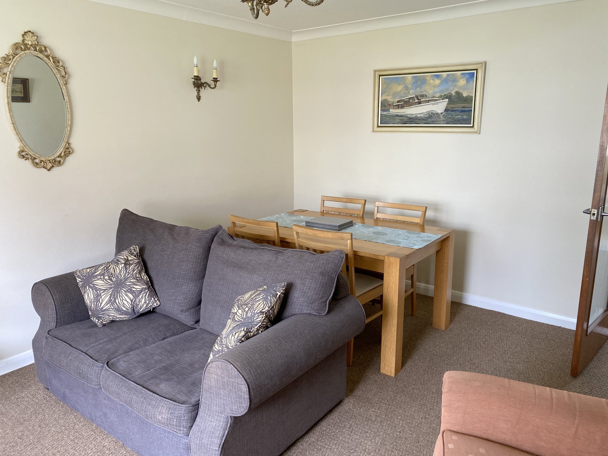 Flat C Queens House, Queens Road, FrintononSea Frinton Holiday Lets Flat House Apartment