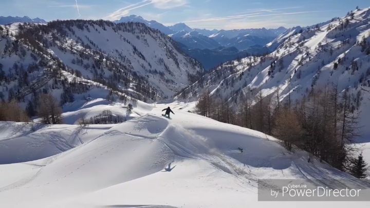 Frisek in 2019 @christophesc @valax.simon @vvchiche @guillaumefsk 
#frisek #snowboard #frisekteam