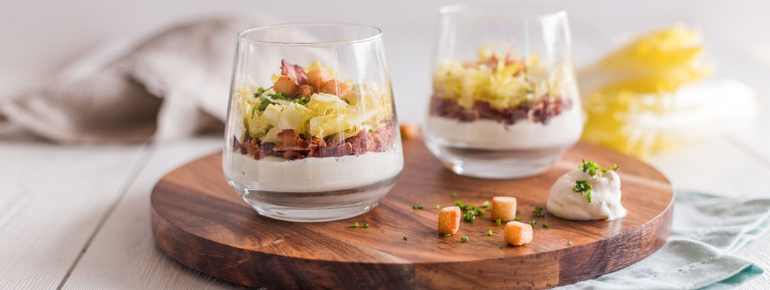Verrine mit geräuchertem Speck und Friseline Friseline