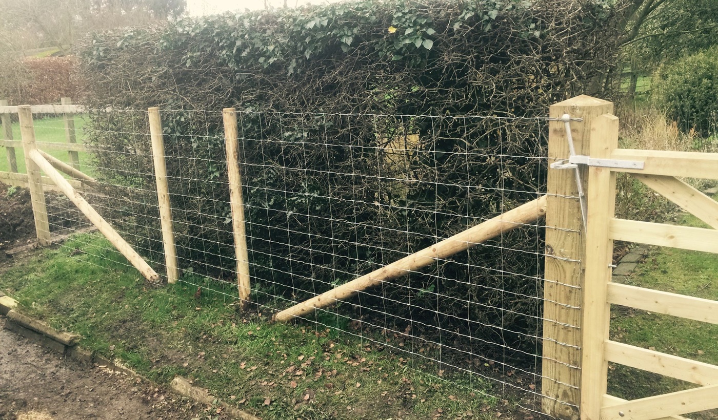Agricultural Fencing Hertfordshire Fencing Contractor
