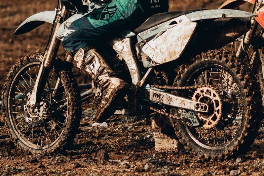 Can You Ride a Dirt Bike in the Rain? Frontaer