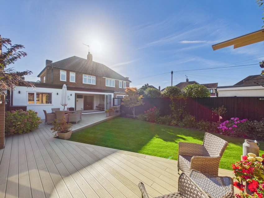 Ashford, Surrey, 4 bedroom, Semi Detached House