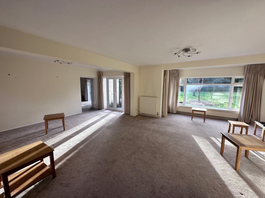 Englefield Green, Surrey, 4 bedroom, Detached House