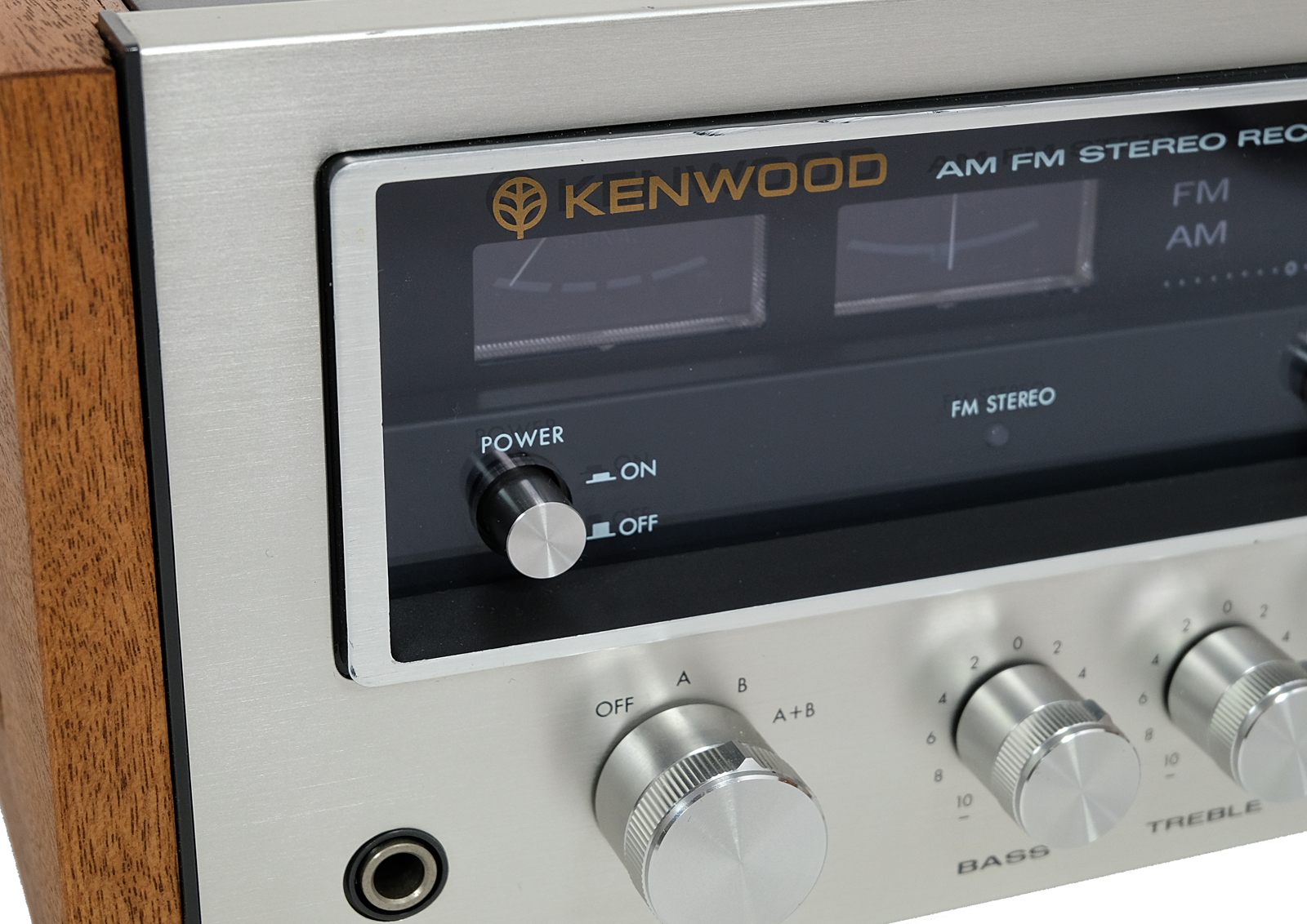 Kenwood KR 5600 Stereo Receiver. Classic Vintage. Revitalized.
