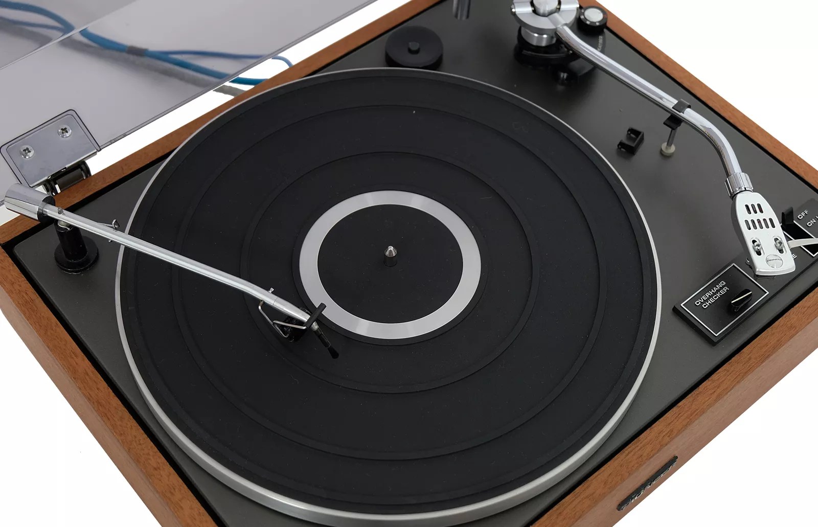 Pioneer PL 12D II turntable. Classic Vintage. Completely revitalized.