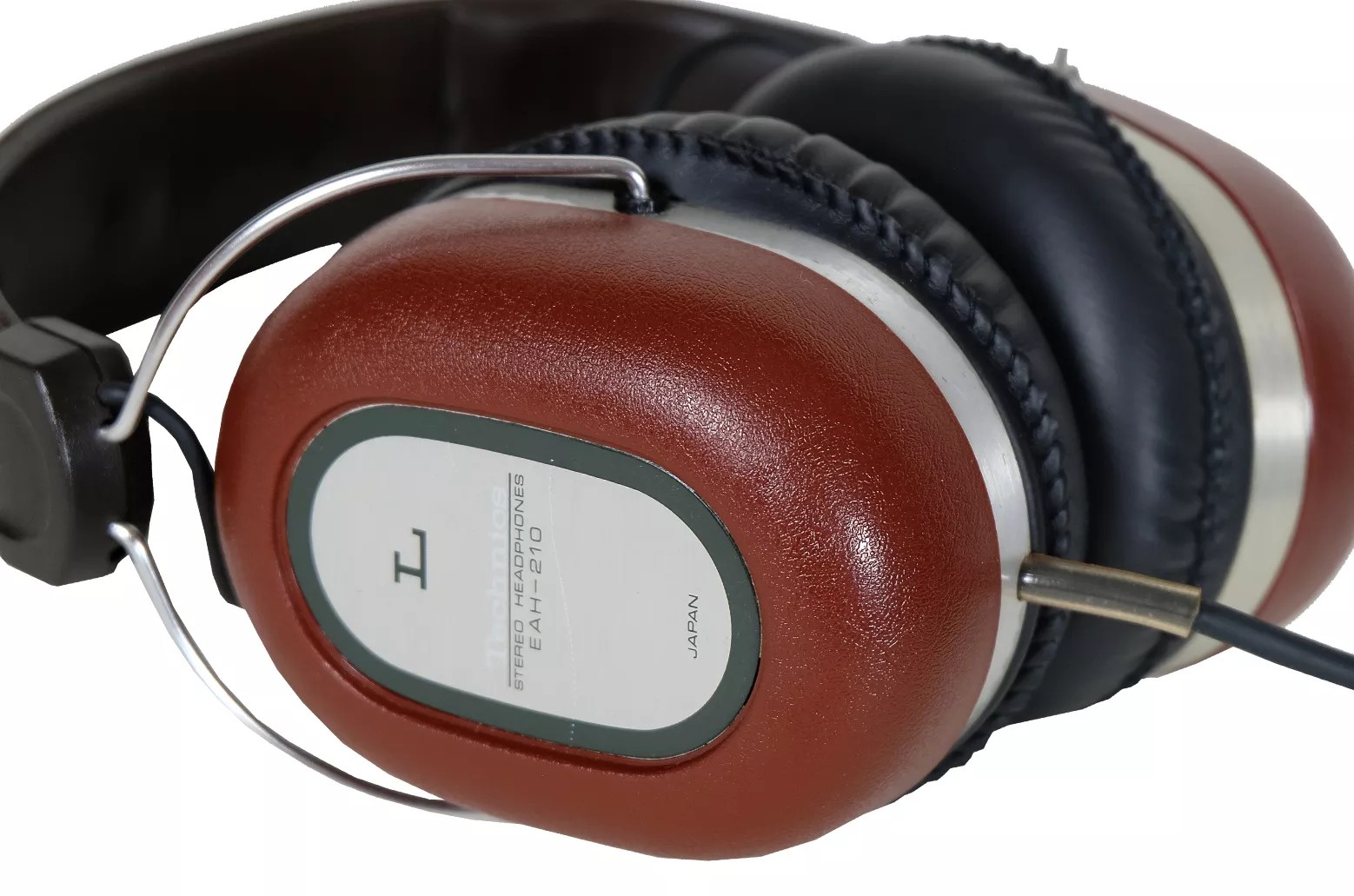 Technics EAH 210 headphones. Classic Vintage. Stand included in the