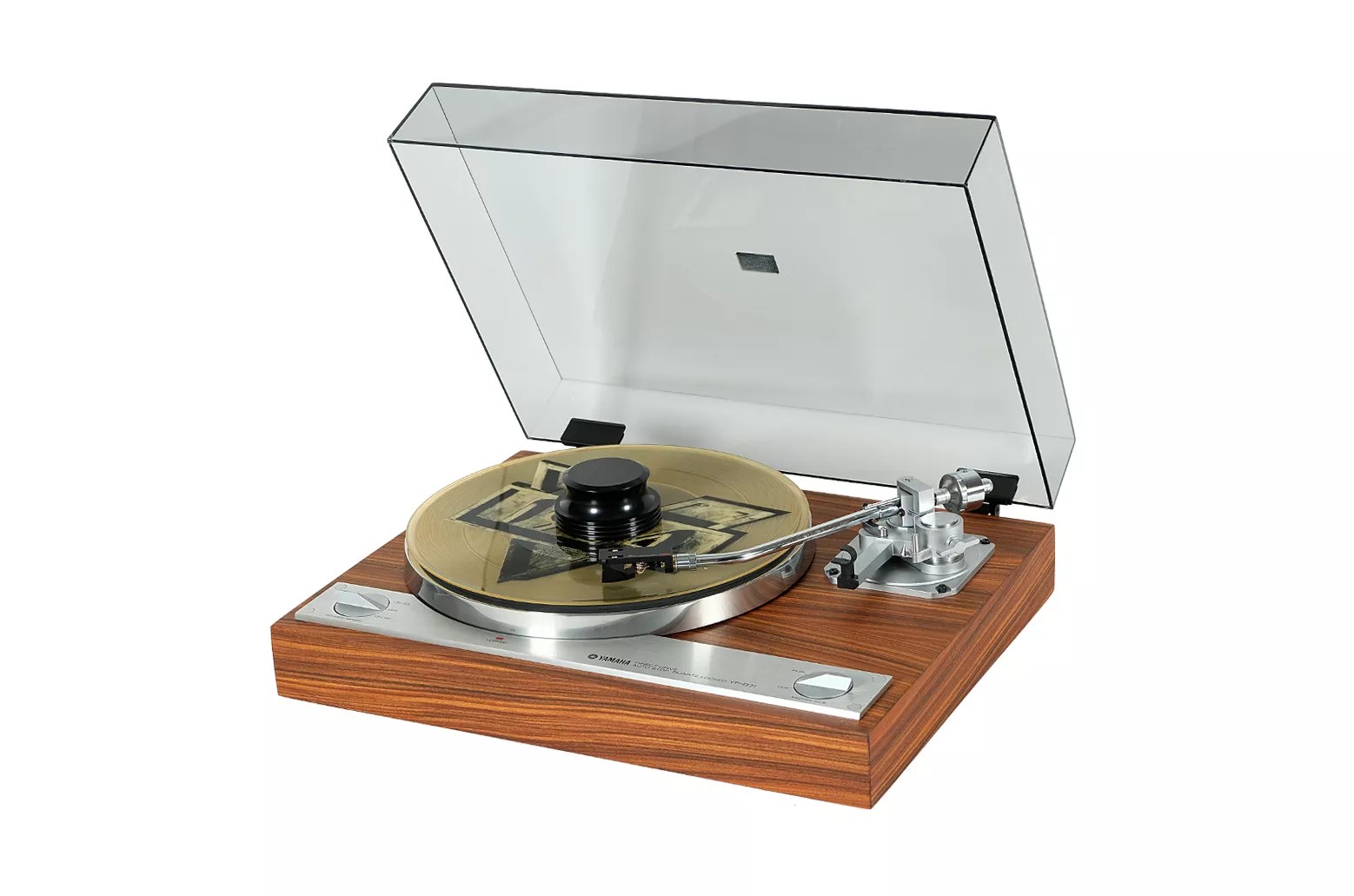 Yamaha YP D71 turntable. Classic Vintage. Fully revitalized. Ortofon 2M