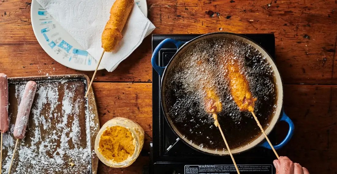 How to Deep Fry Hot Dogs in a Large Saucepan