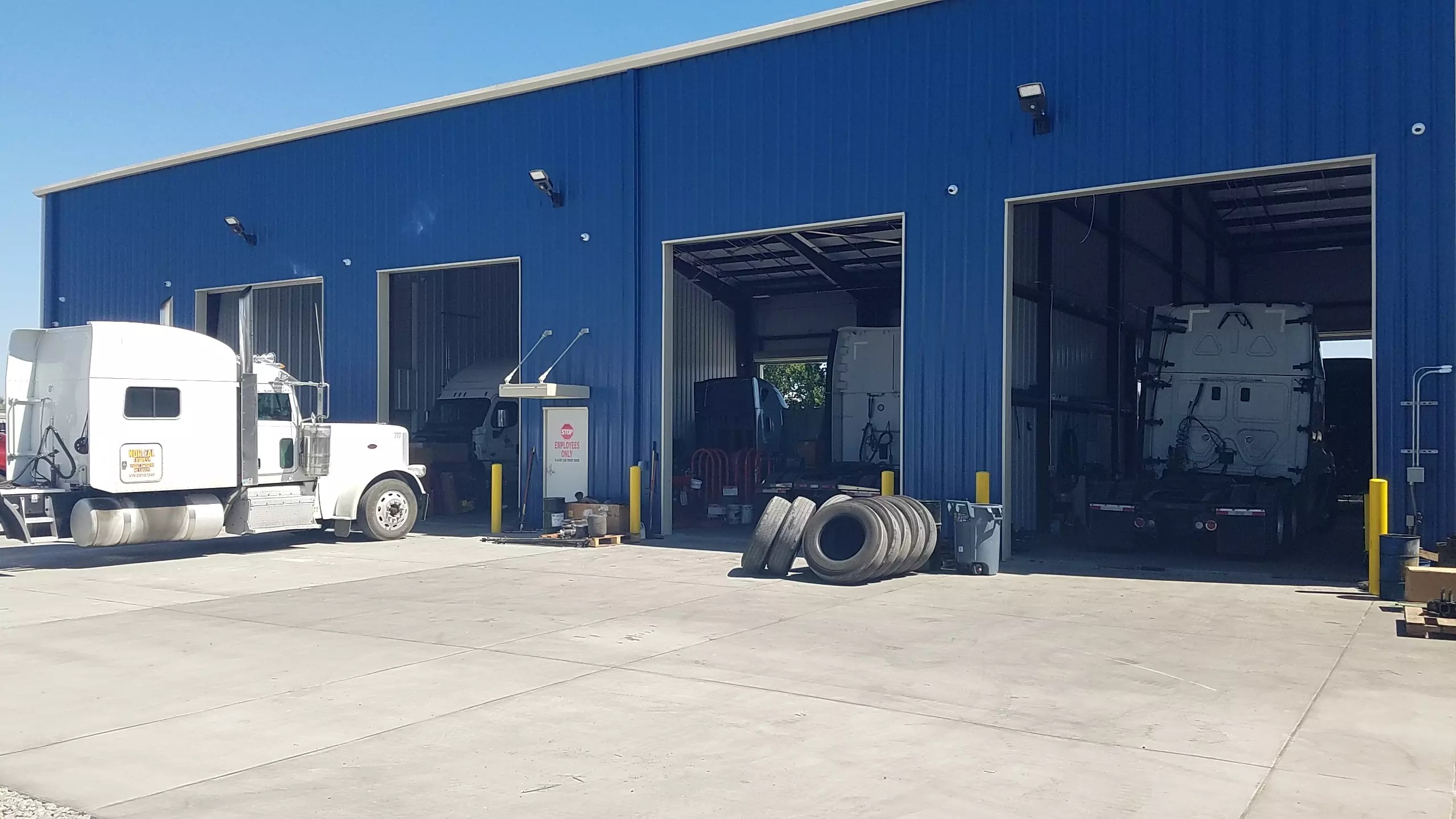 Quality Truck Repair FabriSteel West Inc.