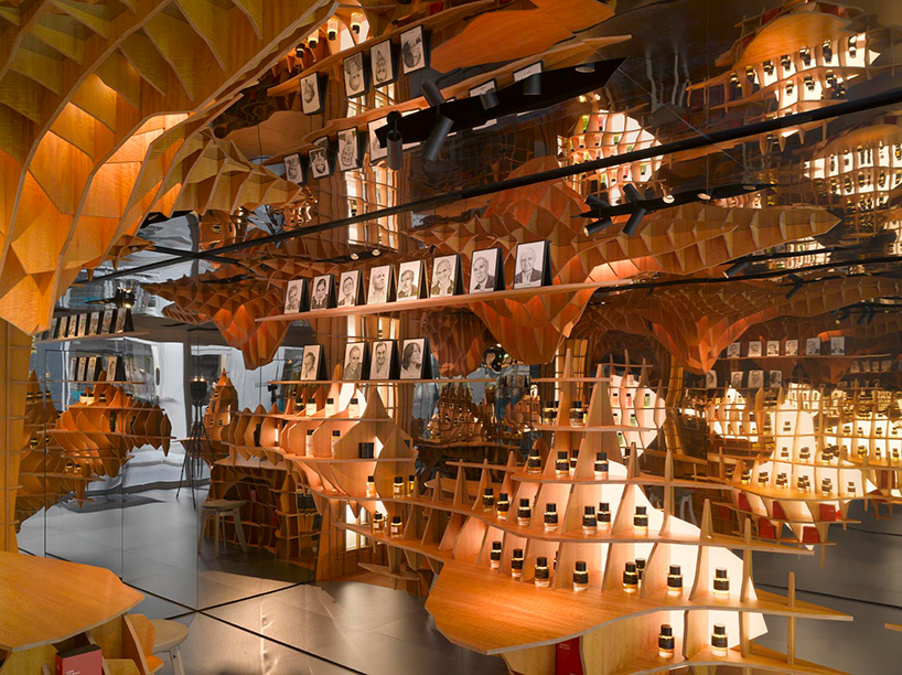 Incredible Interior Design of a Parisian Perfume Store ALK3R