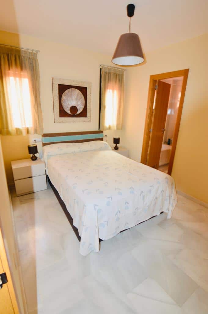 Ref 19140 **SEASONAL RENTAL** AVAILABLE ONLY FROM SEPTEMBER TO JUNE