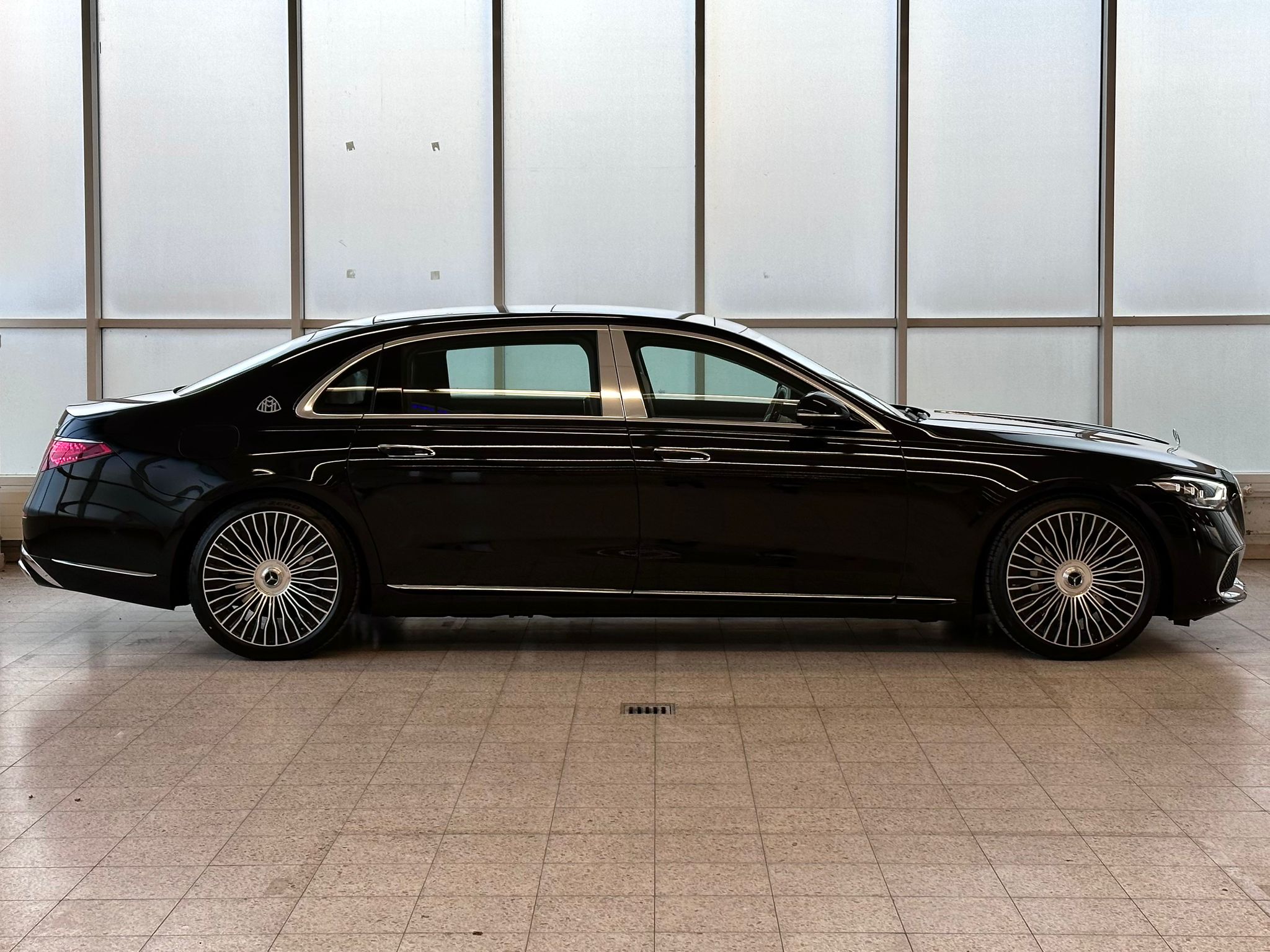 Mercedes Benz S480 2023