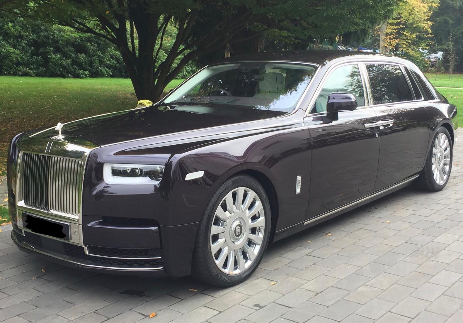 Rolls Royce Phantom 8 EWB Fugo Cars