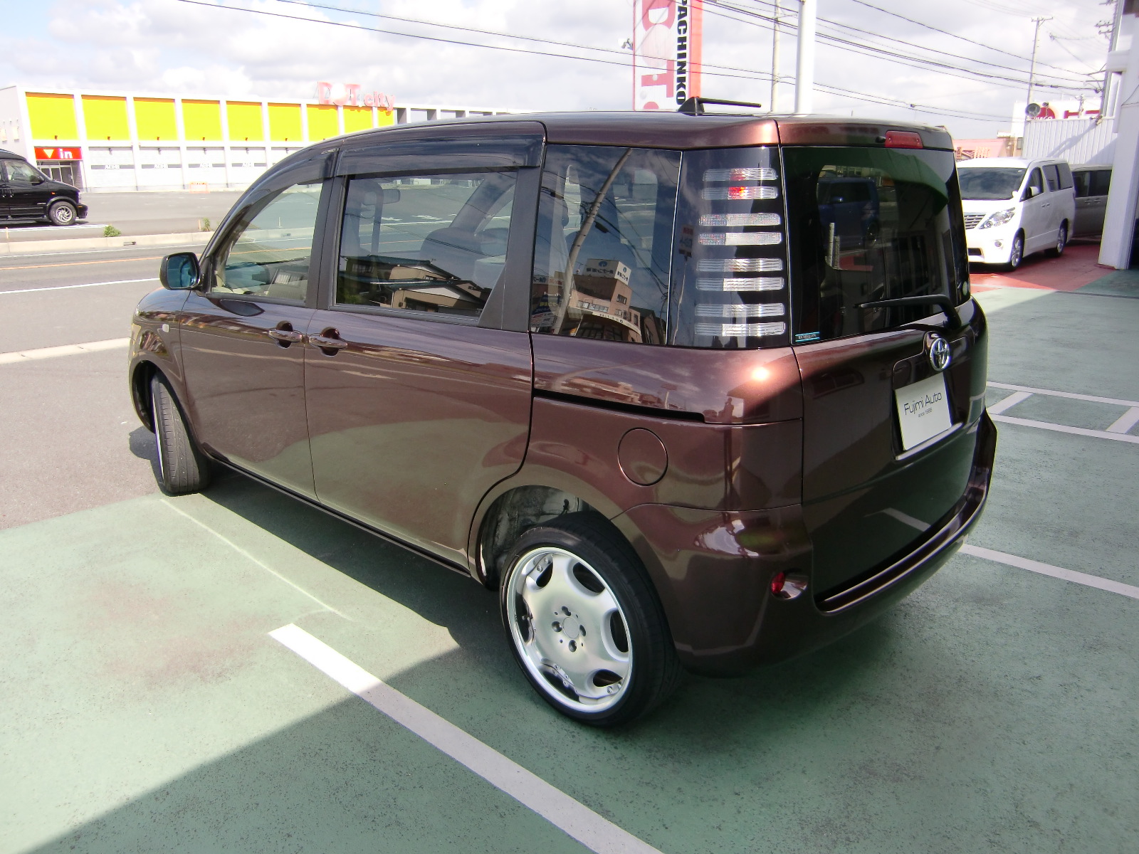 トヨタ シエンタ X 1500CC 車販売・輸入車販売・コーティング・メンテナンス・車検 フジミオート 愛知県豊橋市