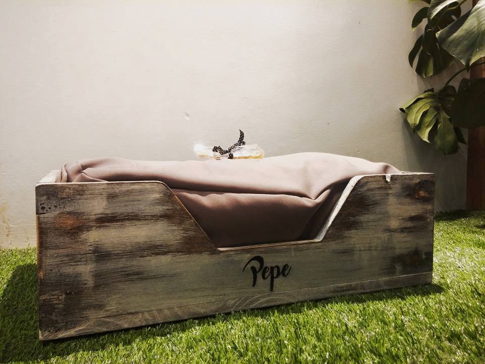 Cama Minimal Fullmoon