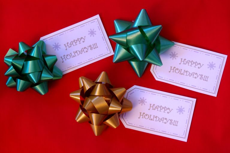 FREE PRINTABLE HAPPY HOLIDAYS TAGS Fun And Functional Blog
