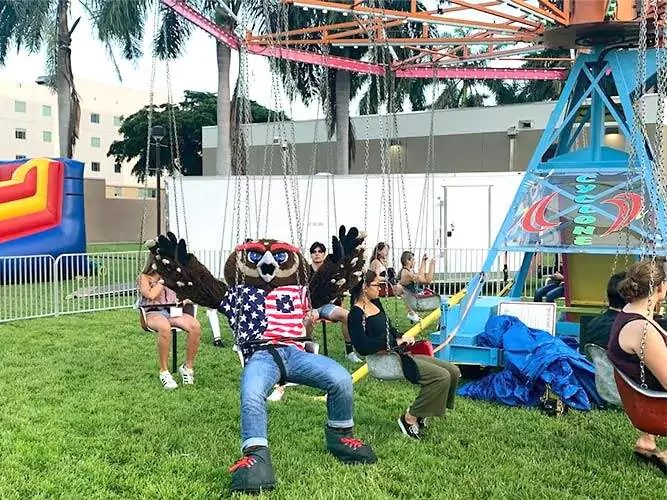 Cyclone Swing Rental Classic Carnival Rides Amusement Ride Rentals