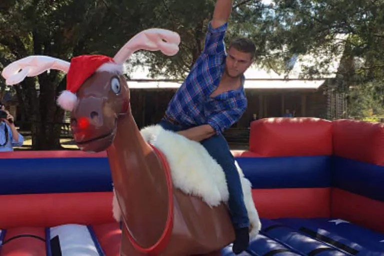 Reindeer Ride Rental Fun Crew USA