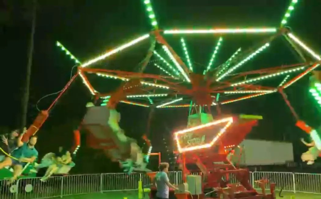 Firestorm Carnival Swing Carnival Swing Ride Rental in Florida