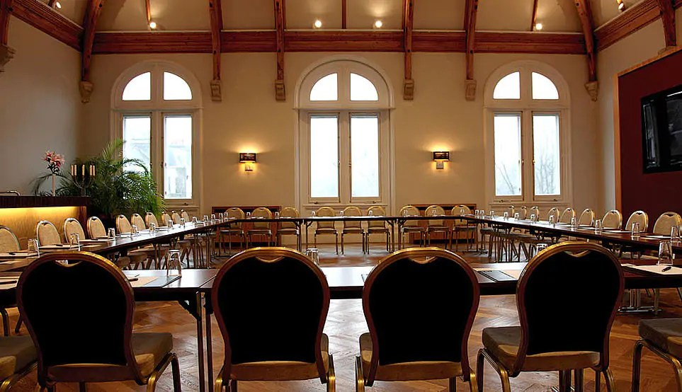Hire a meeting room at Bloomsbury House • Mediation Venue