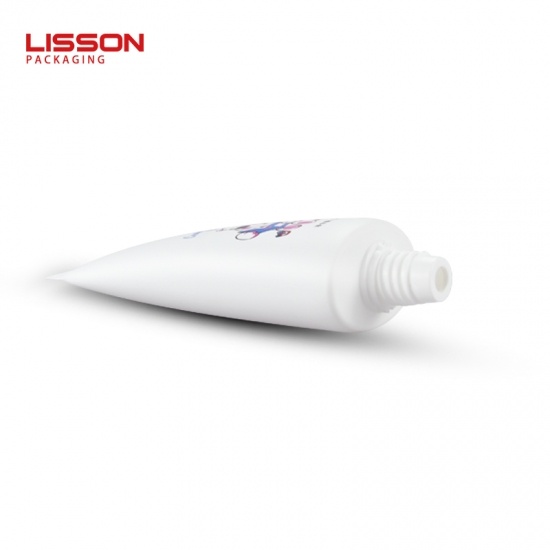 D35 Ecofriendly Oval Plastic Tubes With Flip Top Cap Manufacturer