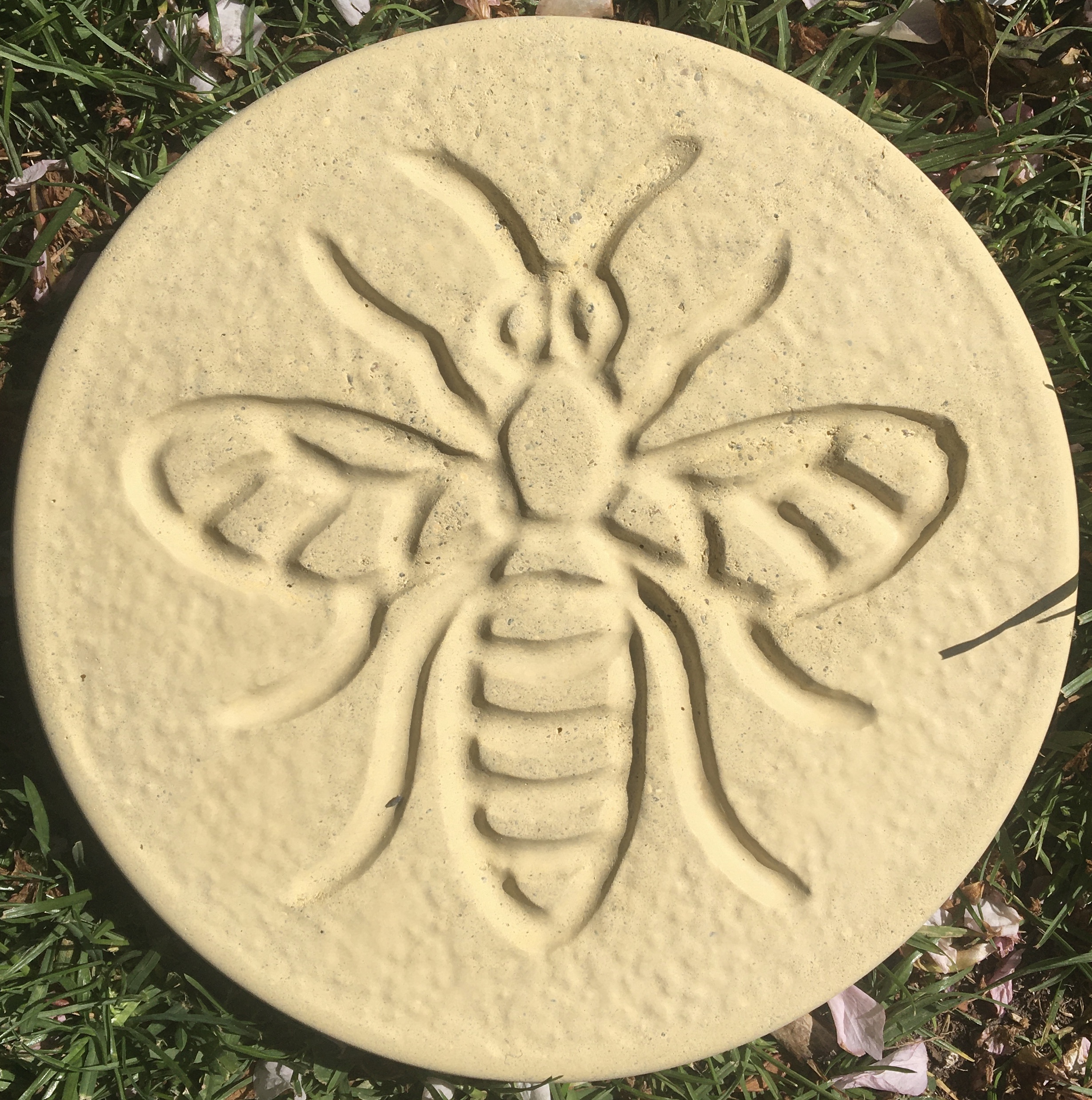 Bee Stepping Stones