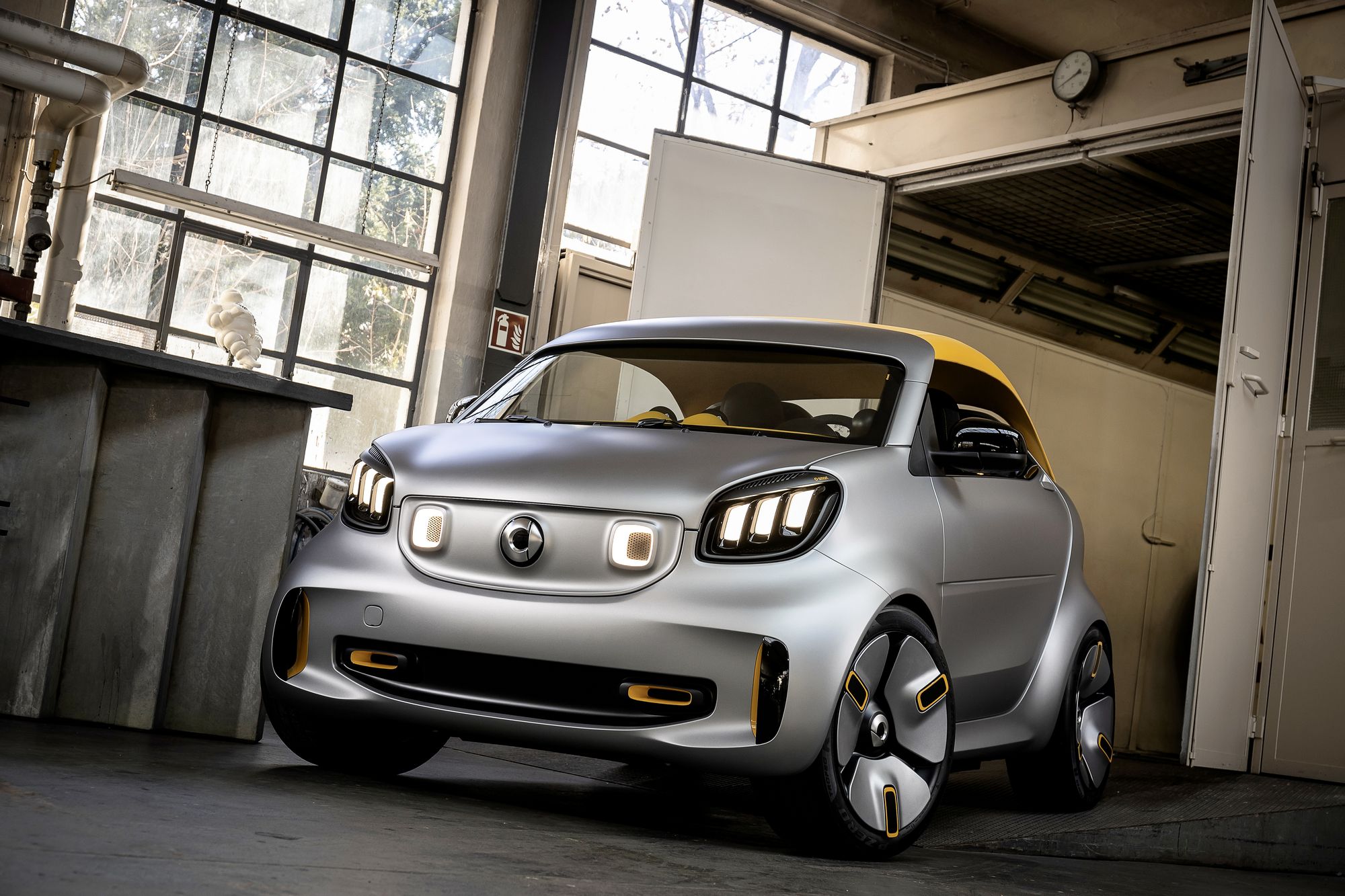 Geely bakal ambil alih 50 peratus kepentingan Smart 