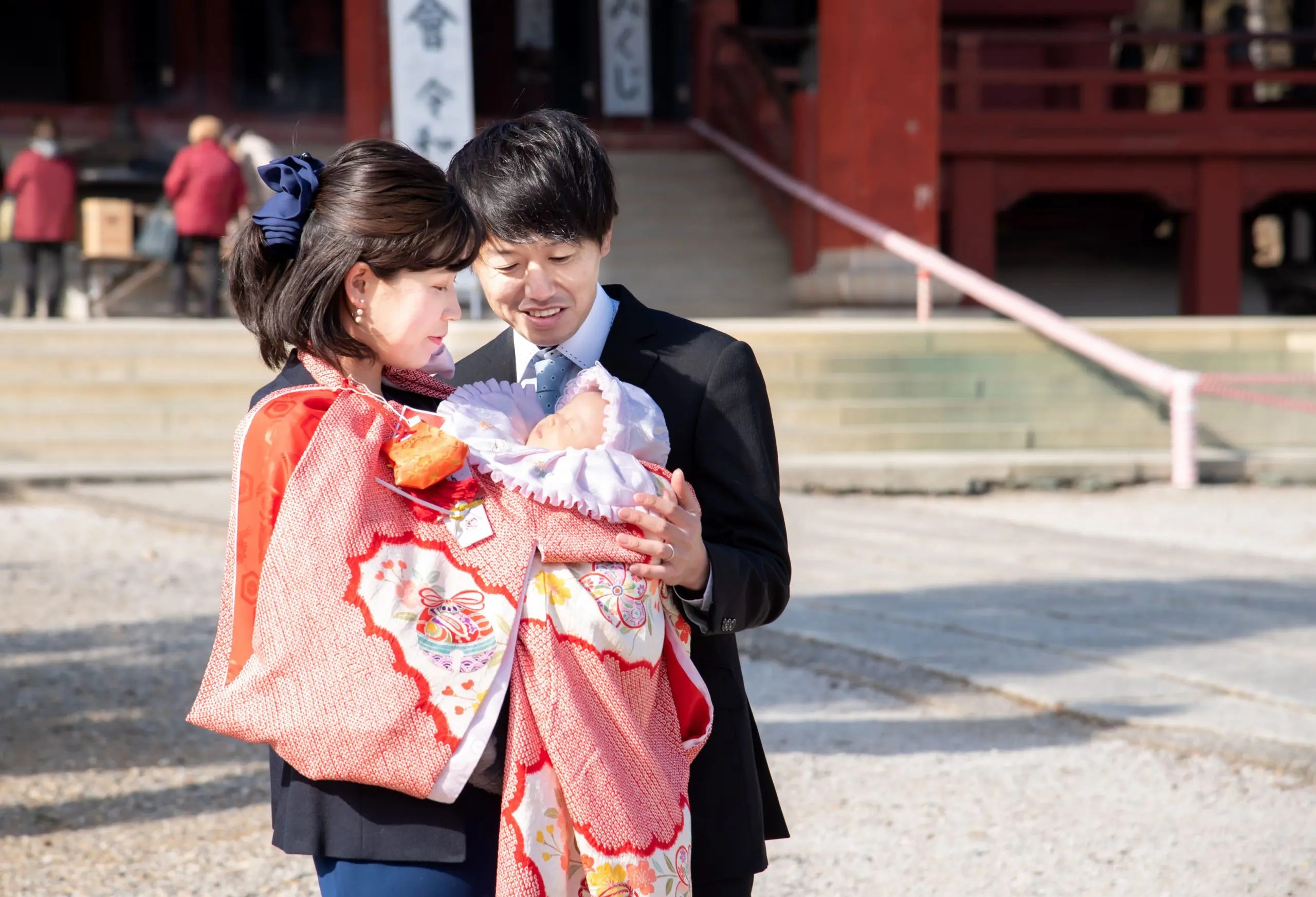 「お宮参り」はいつ行くのがベスト？服装や初穂料などのマナーもご紹介 株式会社ふらここ