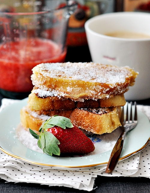 Donut French Toasts & "Almost Instant" Homemade Strawberry Sauce Fuss Free Cooking