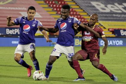 Este grupo de seguidores del club azul llegaron al lugar y ante sus cánticos y demostraciones de cariño al club, los jugadores salieron a la puerta del hotel y david macalister silva se encargó de darles un mensaje. Table Of Reclassification Of Liga Betplay Dimayor 2021 Quotas To Libertadores And Sudamericana 2022 Colombian Soccer Betplay League Archysport