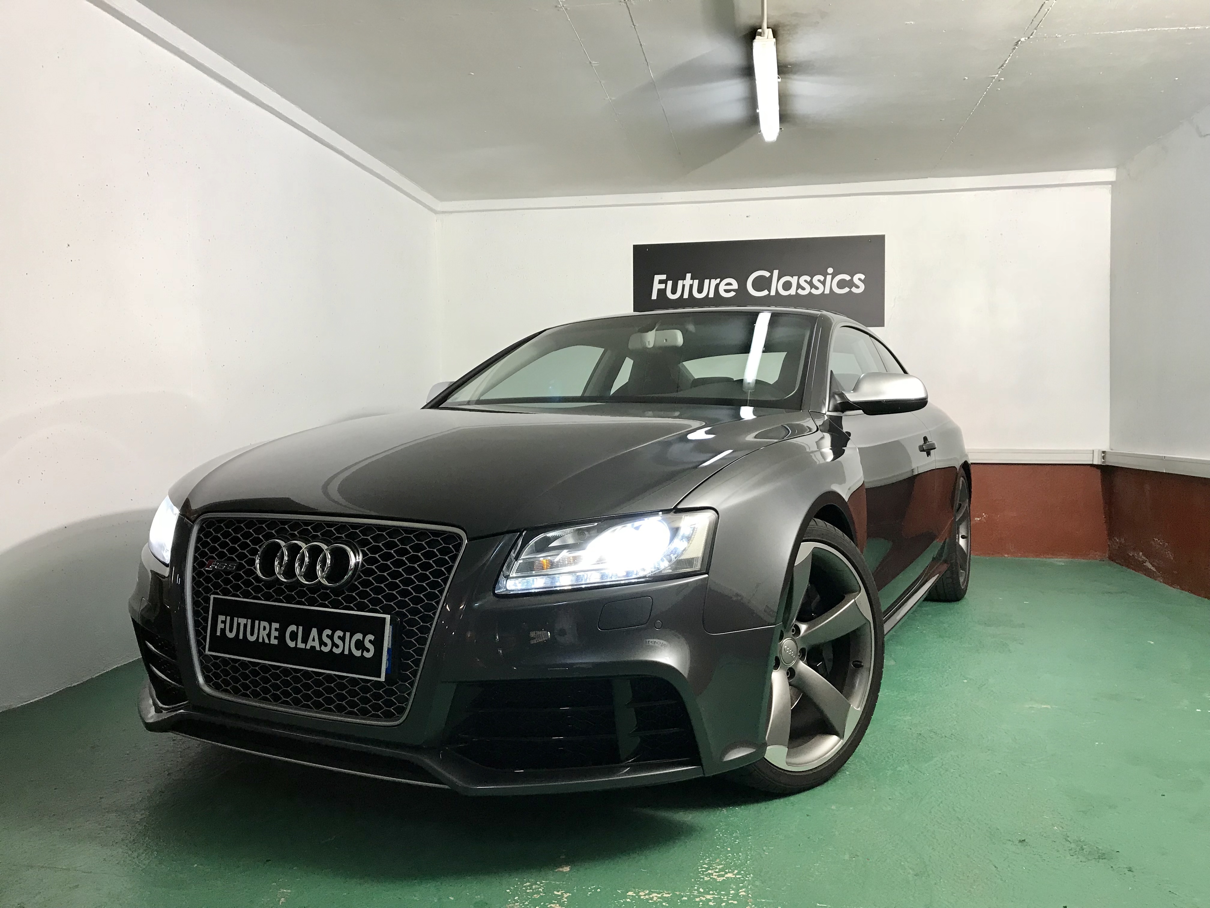 Audi RS5 V8 4l2 450cvQuattro 2010 Future Classics