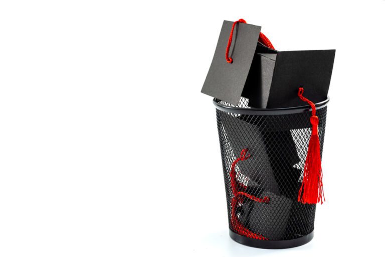 What can I do with a useless Degree? 14 Career Ideas Future Fit