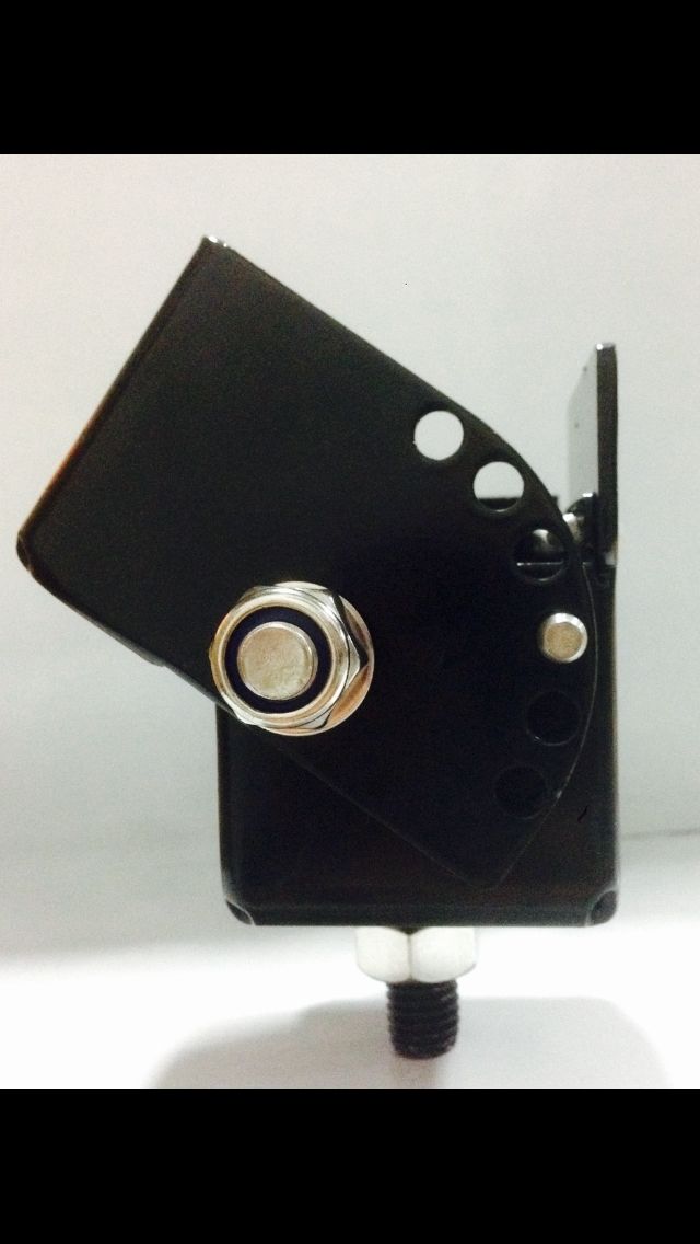 UHF RADIO FOLDING ANTENNA MOUNT HEAVY DUTY BLACK MATT F