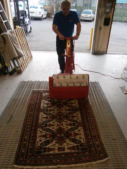 Expert rug cleaning in Yeovil Helliar & Son