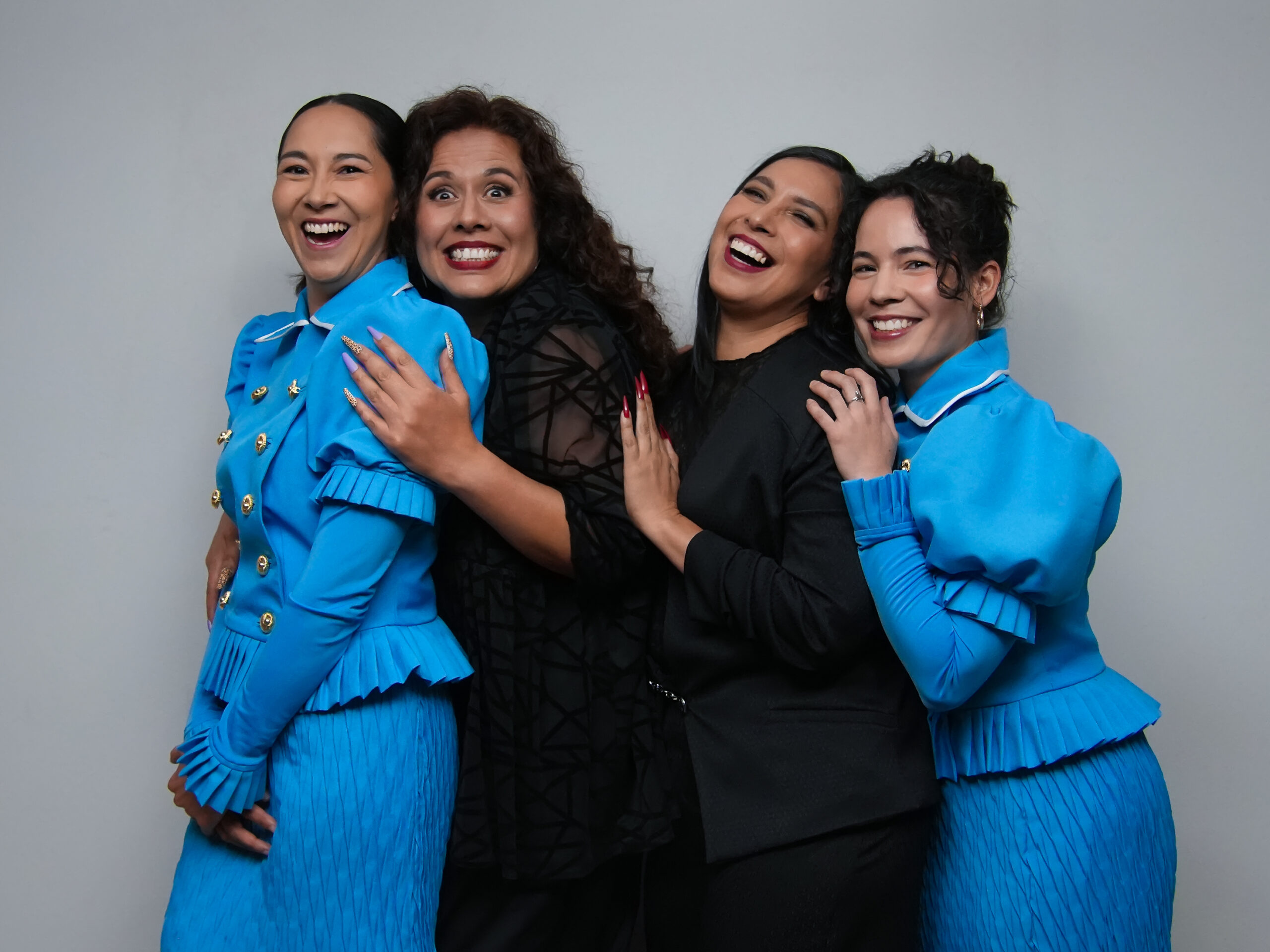 "Madrinas": comedia negra que explora el empoderamiento femenino