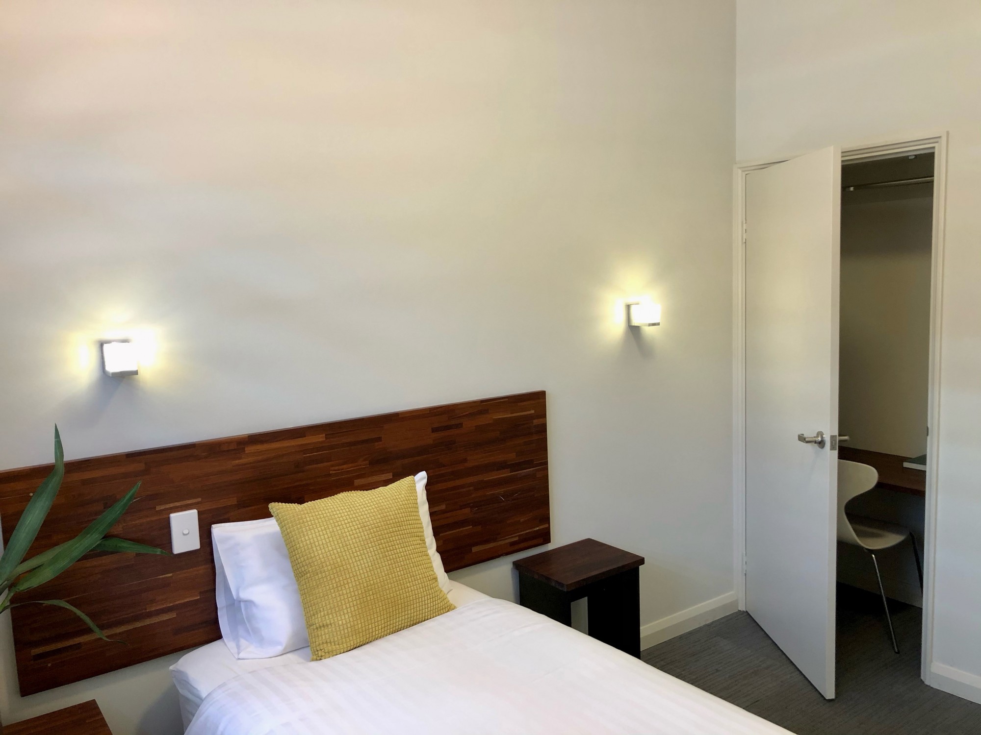 Single Room with Private External Bathroom