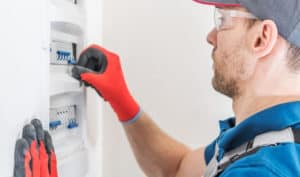 How to Change the Main Circuit Breaker in Just Five Steps