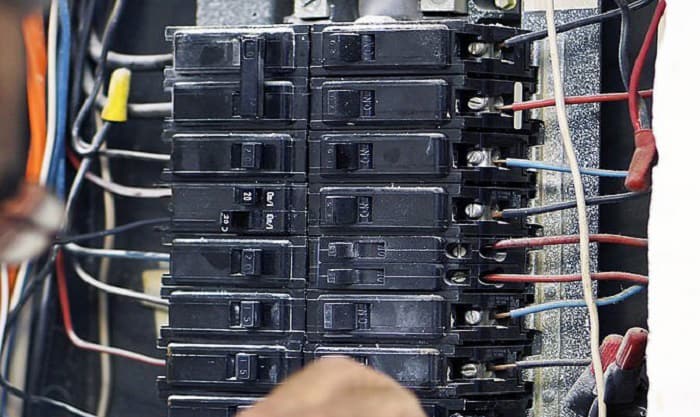 How Long Does it Take to Replace a Breaker Box? - Answered